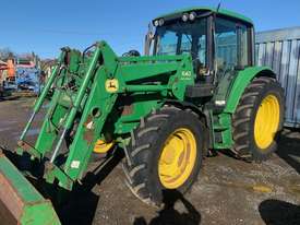 John Deere 6320 Premium Cab MFWD Tractor - picture0' - Click to enlarge