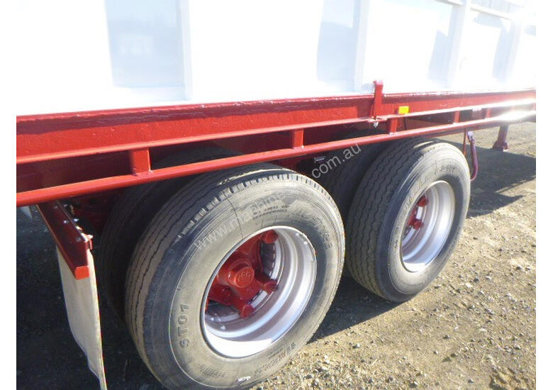 Buy Used barker STOCK CRATE Trailers in , - Listed on Machines4u