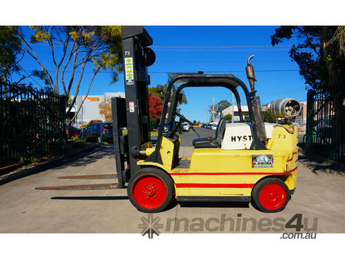 7 T Hyster Forklift - SOLD AS IS