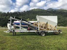 2016 CMQ Engineering 5m3 Mobile Batching Plant & SILO - picture1' - Click to enlarge