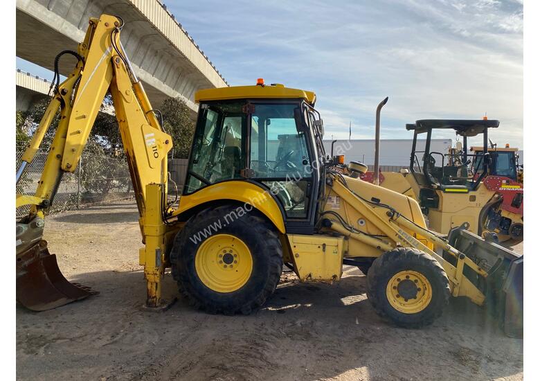 Used 2003 New Holland LB110 B Backhoe In , - Listed On Machines4u