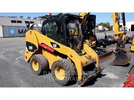 CATERPILLAR 256C Skid Steer Loaders - picture0' - Click to enlarge