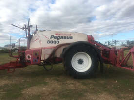Croplands Pegasus 8000 Boom Sprayer - picture2' - Click to enlarge