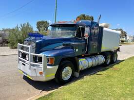 Water Truck Mack 6x4 Manual SN1029 1BDE218 - picture1' - Click to enlarge
