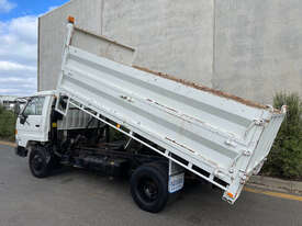 Toyota DYNA Tipper Truck - picture0' - Click to enlarge