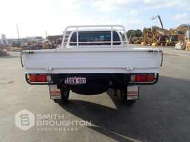 2011 NISSAN NAVARA D40 4X4 EXTRA CAB TRAY BACK UTE - picture1' - Click to enlarge