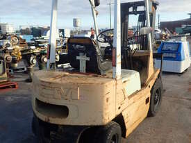 TCM FVG 20N1 PETROL FORKLIFT - picture0' - Click to enlarge