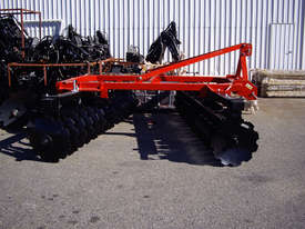 Offset 3PL HEAVY DUTY OFFSET DISC PLOUGH - picture0' - Click to enlarge
