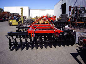 Offset 3PL HEAVY DUTY OFFSET DISC PLOUGH - picture2' - Click to enlarge