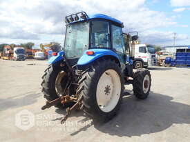 2005 NEW HOLLAND TD90D FRONT WHEEL ASSIST TRACTOR - picture0' - Click to enlarge