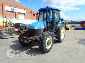 2005 NEW HOLLAND TD90D FRONT WHEEL ASSIST TRACTOR - picture2' - Click to enlarge