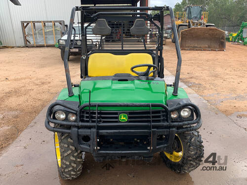 John Deere GATOR XUV855D ATV All Terrain Vehicle