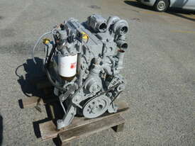  	DEUTZ BF 4M 2012C DIESEL ENGINE 120HP - picture0' - Click to enlarge
