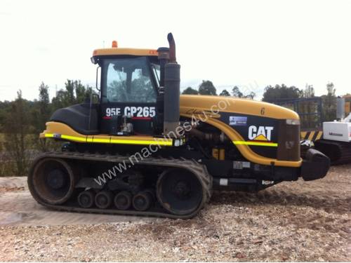 Caterpillar Challenger Tow Tractor c/w Air Fitting - Hire