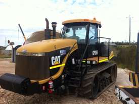 Caterpillar Challenger Tow Tractor c/w Air Fitting - Hire - picture0' - Click to enlarge