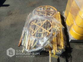 2 X PALLETS COMPRISING OF ELECTRICAL LEAD STANDS - picture2' - Click to enlarge