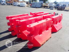 8 X PLASTIC ROAD BARRIERS - picture1' - Click to enlarge