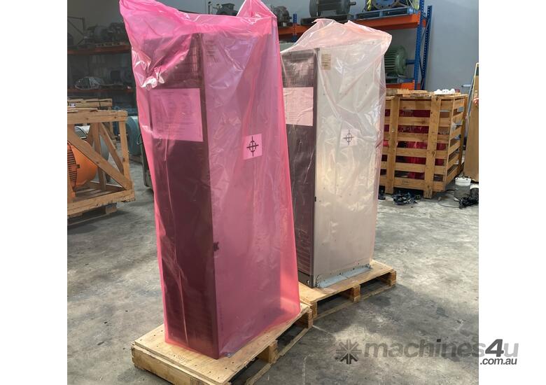 caption 160 kw 220 hp 415v 302 Amps Variable Speed Drive VSD VFD Siemens Micromaster 430 New Unused