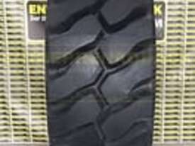 L5 Loader tyres  - picture0' - Click to enlarge
