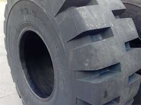 L5 Loader tyres  - picture1' - Click to enlarge