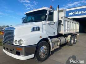 2012 Freightliner Century Class C112 - picture0' - Click to enlarge