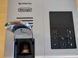 Delonghi Nespresso Lattissima Pro Coffee Machine - picture2' - Click to enlarge