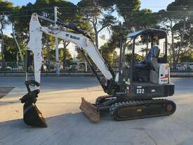 2015 Excavator Bobcat E32 - picture0' - Click to enlarge