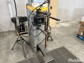 PL-30 Pedestal Spot Welder - picture0' - Click to enlarge