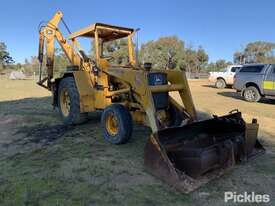 1980 John Deere 410 - picture0' - Click to enlarge