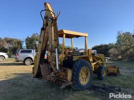 1980 John Deere 410 - picture2' - Click to enlarge