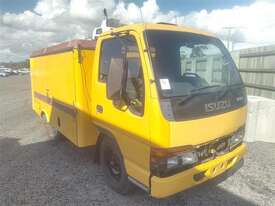 Isuzu NKR 200 Flat Low - picture0' - Click to enlarge