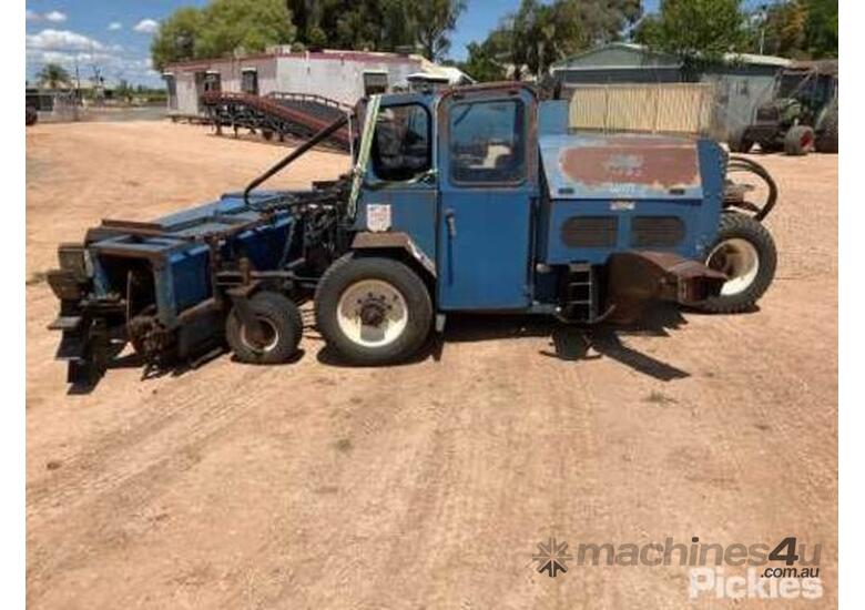 Used Weiss McNair Weiss McNair JD80AC Construction Equipment in , Listed on Machines4u