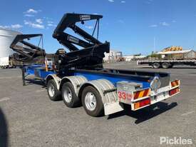 2004 Hammar Tri Axle Side Lifter - picture2' - Click to enlarge