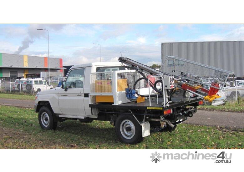 caption Auger Drilling Rig 1750: Lightweight but Heavy-Duty, Designed for a range of options!