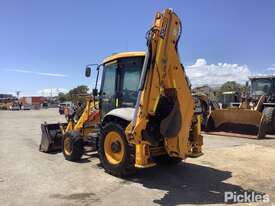 2010 JCB 3CXSM 4T - picture2' - Click to enlarge