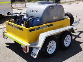 DIESEL FUEL TRAILER 1000 LITRE - picture0' - Click to enlarge