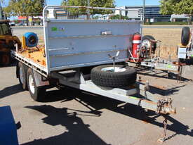 2011 FLAT TOP TRAILER - picture0' - Click to enlarge