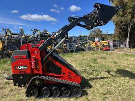 2023 UHI Kubota Engine 35.5HP T45 Skid Steer Loader with Hansa Triple Pump, 4in1 Bucket - picture0' - Click to enlarge