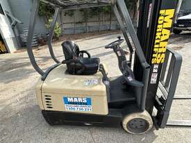 CROWN ELECTRIC FORKLIFT - NEW BATTERY - 5285mm Lift - SIDESHIFT & EXC CONDITION - picture2' - Click to enlarge