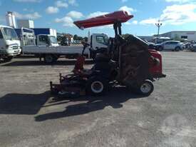 Toro Groundsmaster - picture2' - Click to enlarge