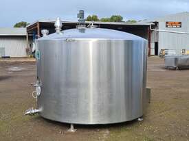 5700lt STAINLESS STEEL TANK, MILK VAT - picture1' - Click to enlarge