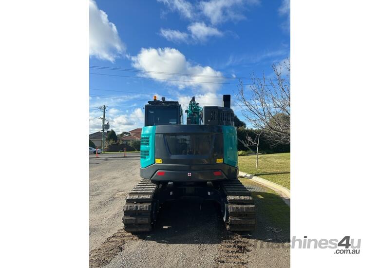 caption LYNFIELD MINI X - Sunward SWE155UF Zero Swing Excavator