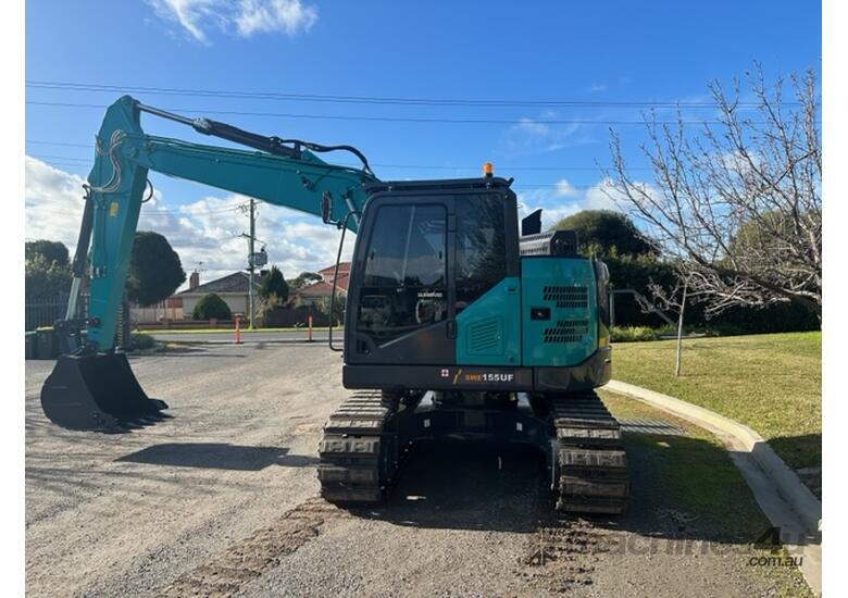 caption LYNFIELD MINI X - Sunward SWE155UF Zero Swing Excavator