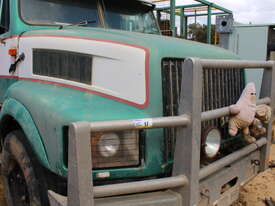 1995 INTERNATIONAL PRIME MOVER - picture1' - Click to enlarge