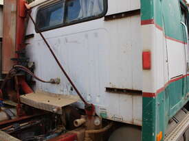 1995 INTERNATIONAL PRIME MOVER - picture2' - Click to enlarge