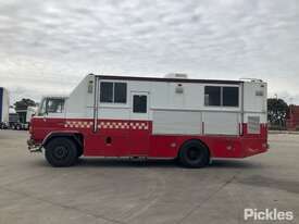 1989 Hino FG Mobile Office - picture2' - Click to enlarge