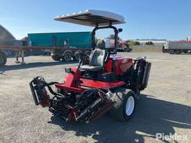 Toro ReelMaster 6700D Front & Centre Mount Reel Mower - picture1' - Click to enlarge