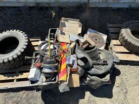 Assorted Truck Spares on Pallet - picture1' - Click to enlarge