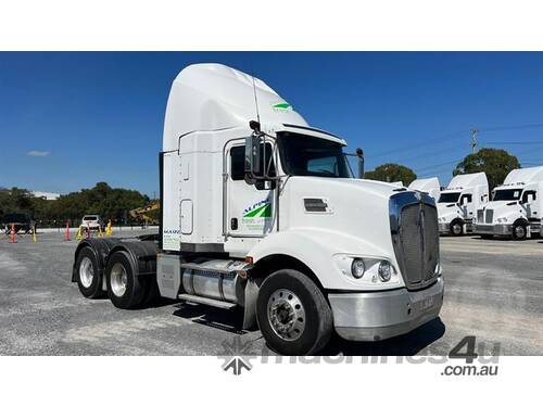 Kenworth T409