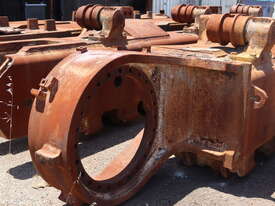 HITACHI EX1900-6 TRACK FRAME SET - picture0' - Click to enlarge